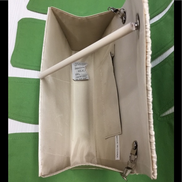 NEW Sticking Light Beige Bag - Picture 7 of 7